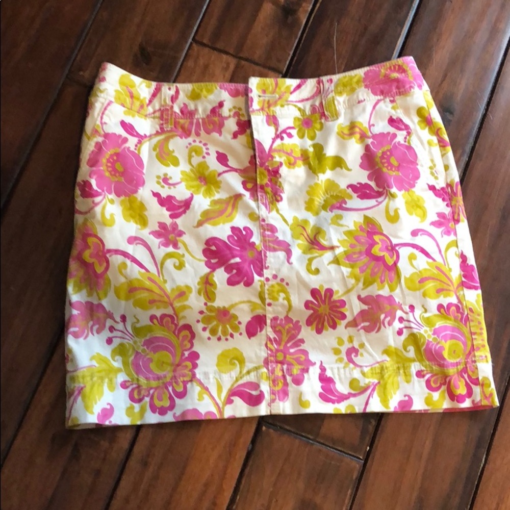 Floral print skirt